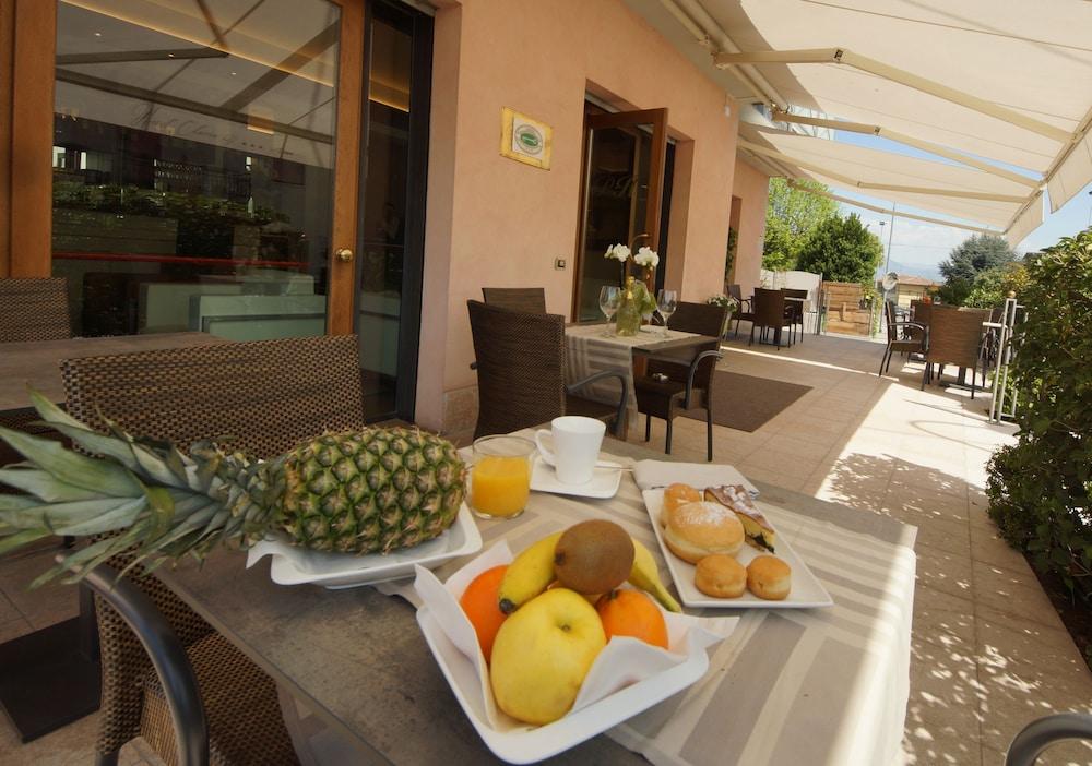 Hotel Clarin 14 By Dori Peschiera del Garda Exterior foto